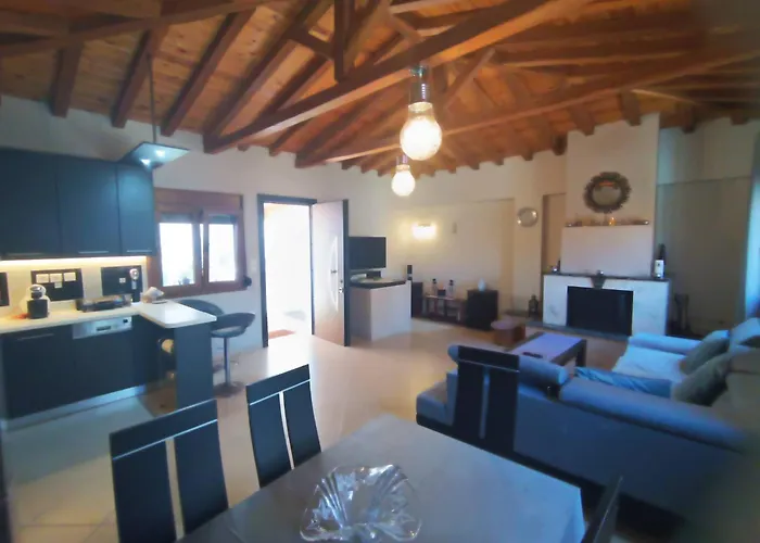 The Fortress, Beautiful And Private House With Сasa de vacaciones