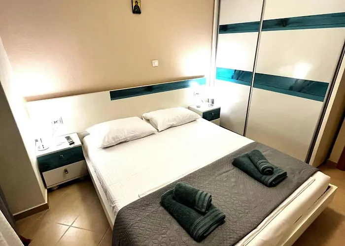 The Fortress, Beautiful And Private House With Сasa de vacaciones *