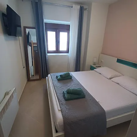 The Fortress, Beautiful And Private House With 斯基亚索斯镇