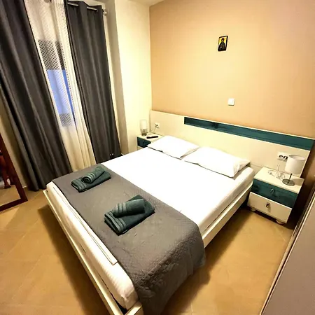 The Fortress, Beautiful And Private House With