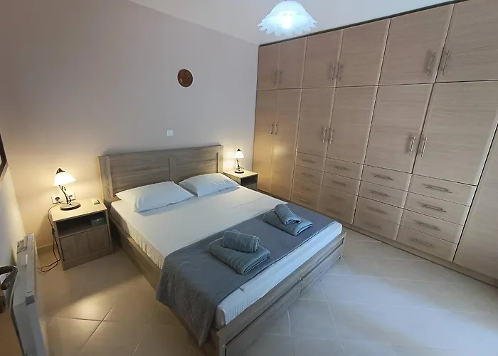 The Fortress, Beautiful And Private House With Skiathos