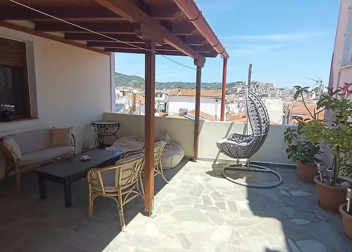 Case de vacanță The Fortress, Beautiful And Private House With Skiathos