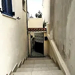 Feriehus The Fortress, Beautiful And Private House With Skiathos by