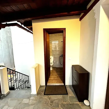 Semesterbostad The Fortress, Beautiful And Private House With Skiathos stad