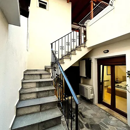 Semesterbostad The Fortress, Beautiful And Private House With Skiathos stad