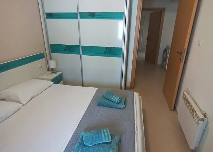 Nyaraló The Fortress, Beautiful And Private House With Szkiáthosz